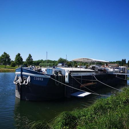 Odyssee Gite Sur Peniche Saint-Valery-sur-Somme Exterior photo