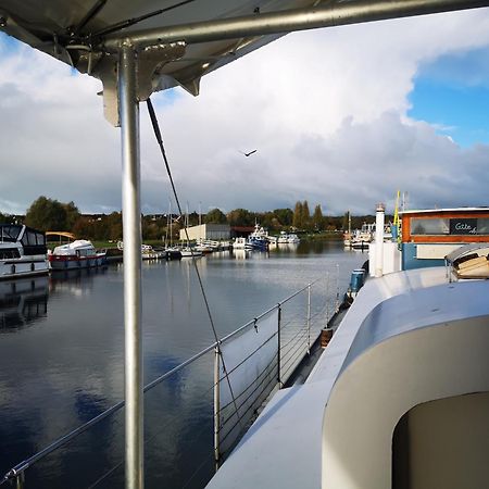 Odyssee Gite Sur Peniche Saint-Valery-sur-Somme Exterior photo